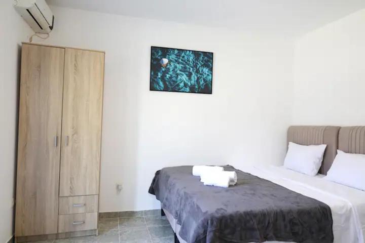 Apartments R&M ติวัต ภายนอก รูปภาพ