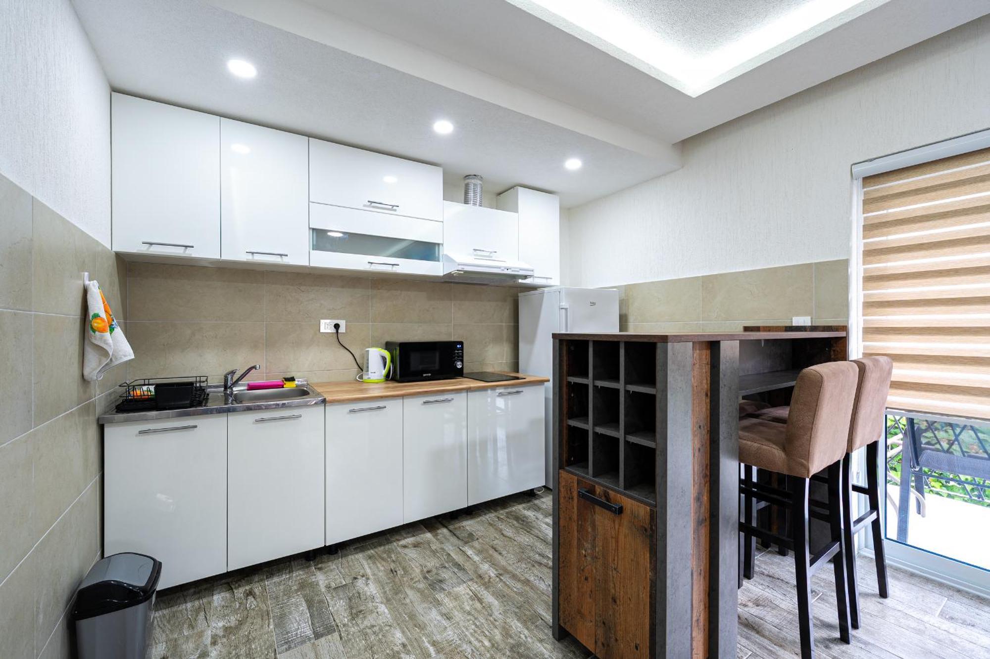 Apartments R&M ติวัต ภายนอก รูปภาพ